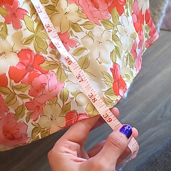 Vintage Floral Cowl Square Neck Midi Dress with Cap Sleeves - Picture 12 of 12